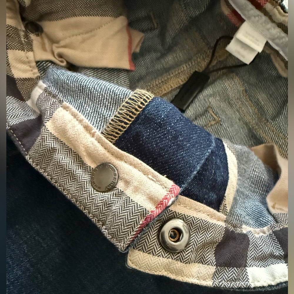 Burberry Baby/Kids Jeans with Classic novacheck plaid details USA Size 3Y NWT - Picture 2 of 11